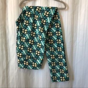 LuLaRoe OS Printed Leggings